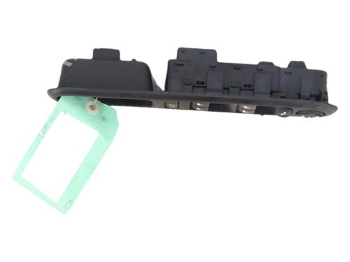 left-front-window-switch-peugeot-5008-0u_-0e_-2009-2010-2011-2012-2013-2014-2015-2016-2017-38032837 main image