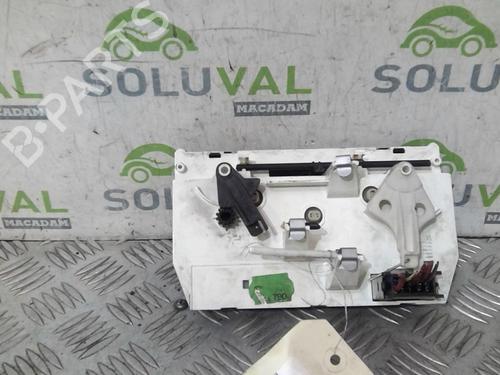 Used Climate control PEUGEOT 206+ (2L_, 2M_) 1.4 i (2LKFWA, 2MKFWA) (75 hp) 21824112