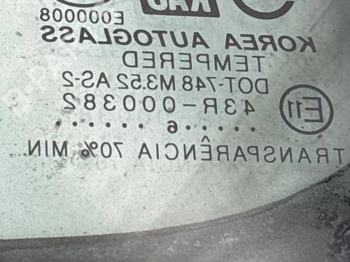 Dør rude højre bagtil Dør rude højre bagtil KIA SORENTO I (JC) 2.5 CRDi (170 hp) 36095576 36095576