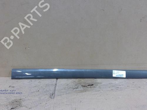 Used Door moulding trim OPEL ZAFIRA / ZAFIRA FAMILY B (A05) 1.9 CDTI (M75) (100 hp) 29607357