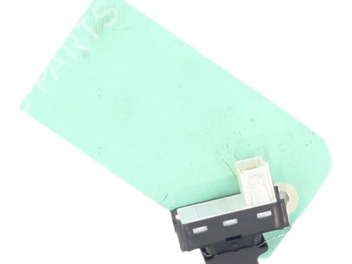 Used Right rear window switch Right rear window switch PEUGEOT 208 II (UB_, UP_, UW_, UJ_) 1.2 PureTech 100 (101 hp) 36184676 36184676