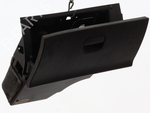 Used Glove box Glove box PEUGEOT 308 I (4A_, 4C_) 1.6 HDi (90 hp) 28668985 28668985