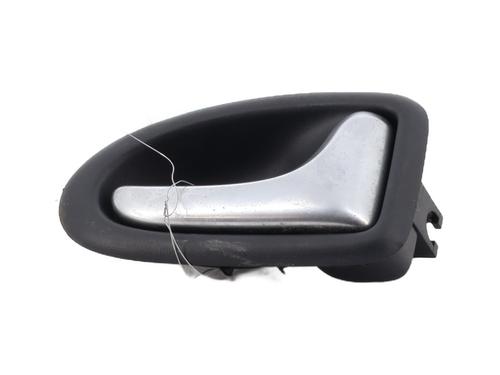 Poignée intérieure avant droite RENAULT CLIO II (BB_, CB_) 1.2 16V (BB05, BB0W, BB11, BB27, BB2T, BB2U, BB2V, CB05,... (75 hp) 28833293