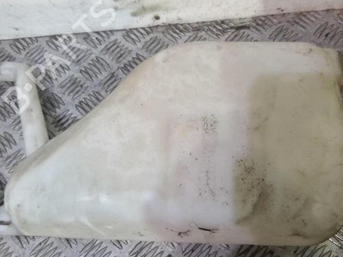 Used Windscreen washer tank RENAULT MEGANE III Grandtour (KZ0/1) 1.5 dCi (KZ1M, KZ1W, KZ0R) (106 hp) 20361689