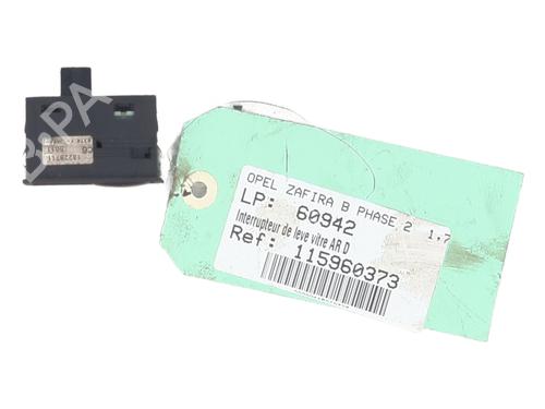 Used Right rear window switch Right rear window switch OPEL ZAFIRA / ZAFIRA FAMILY B (A05) 1.7 CDTI (M75) (110 hp) 30823586 30823586