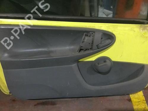 Left front door PEUGEOT 107 (PM_, PN_) 1.0 | BP21998885C2