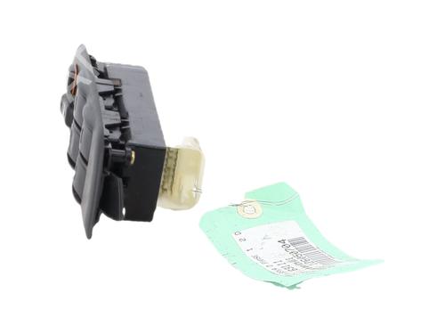 Used Left front window switch Left front window switch TOYOTA RAV 4 II (_A2_) 2.0 D 4WD (CLA20_, CLA21_, CLA20R, CLA21R) (116 hp) 35939608 35939608