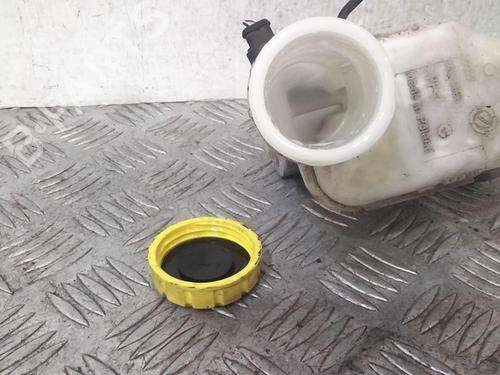Used Brake master cylinder Brake master cylinder FIAT 500 (312_) 1.2 (312AXA1A) (69 hp) 21558037 21558037