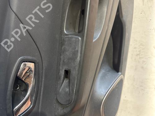 front-right-panel-renault-captur-i-j5_-h5_-2013-40289902 main image