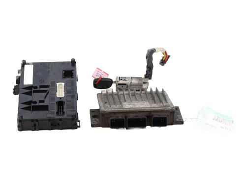 Używane Moduł elektroniczny RENAULT CLIO II (BB_, CB_) 1.5 dCi (B/C2J) (68 hp) 30948962