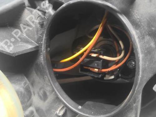 Used Right headlight MERCEDES-BENZ A-CLASS (W169) A 180 CDI (169.007, 169.307) (109 hp) 22002582