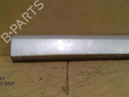 Door moulding trim RENAULT MEGANE III Hatchback (BZ0/1_, B3_) 1.5 dCi (BZ0C) | BP29453018C150 