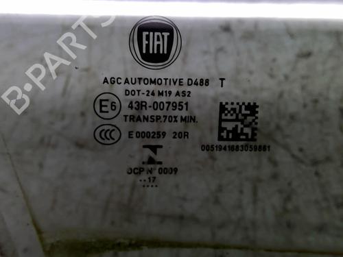 Used Front right door window Front right door window FIAT 500X (334_) 1.6 D Multijet (334AXA1B, 334AXA11) (120 hp) 33472158 33472158