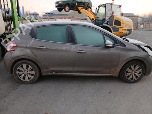 Brugte PEUGEOT 208 I (CA_, CC_) 1.6 HDi (92 hp) 4469409