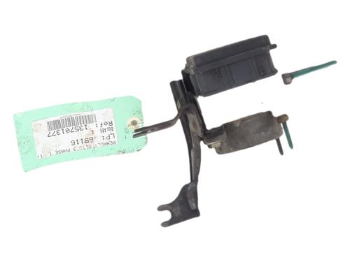 Used ABS pump ABS pump RENAULT CLIO III (BR0/1, CR0/1) 1.2 16V (BR0R, BR1D, BR1L, CR0R) (65 hp) 40613839 40613839