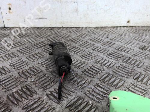 Used Washer pump Washer pump MITSUBISHI OUTLANDER II (CW_W) 2.0 DI-D (CW8W) (140 hp) 20351131 20351131