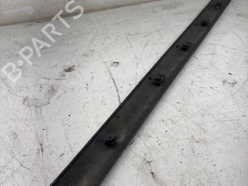 Used Door moulding trim Door moulding trim 37246346 37246346