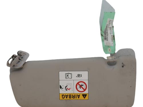 right-sun-visor-renault-megane-iv-hatchback-b9amn_-2015-39258260 main image