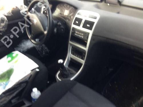 Left mirror PEUGEOT 307 (3A/C) 1.6 HDi | BP20367450C26 
