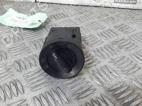 Used Headlight switch VW GOLF IV (1J1) 1.9 TDI (110 hp) 21817133