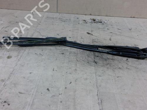 Used Front windshield wiper arm FORD KA (RU8) 1.2 (69 hp) 28354722