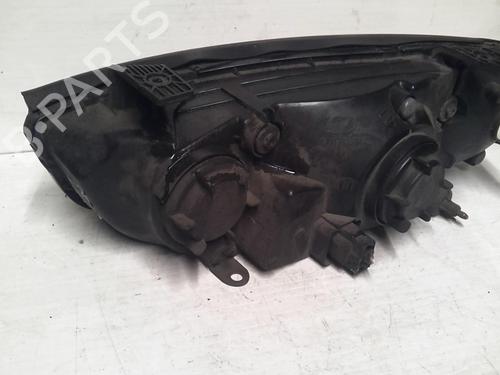 Right headlight HYUNDAI ELANTRA III Saloon (XD) 1.6 | BP20364775C29 