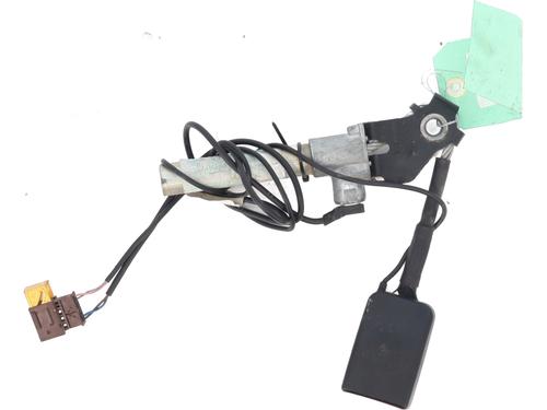 Seat buckle RENAULT MASTER II Van (FD) 2.5 dCi (FD02) | BP30116321I32