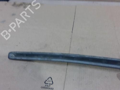 door-moulding-trim-audi-a4-b7-avant-8ed-2004-2005-2006-2007-2008-32687985 main image