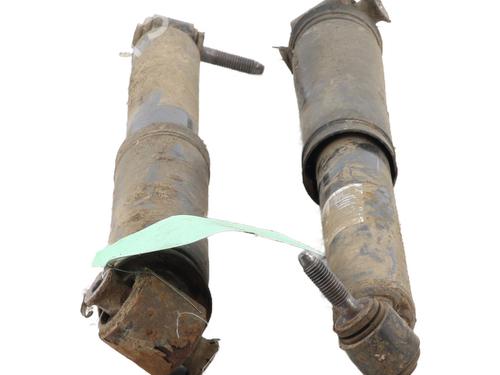 Used Right rear shock absorber RENAULT MEGANE IV Hatchback (B9A/M/N_) 1.5 dCi 90 (B9A1) (90 hp) 31961426