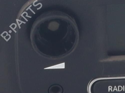 Bilradio RENAULT TWINGO III (BCM_, BCA_) 1.0 SCe 70 (BCMB) | BP20368757E6 