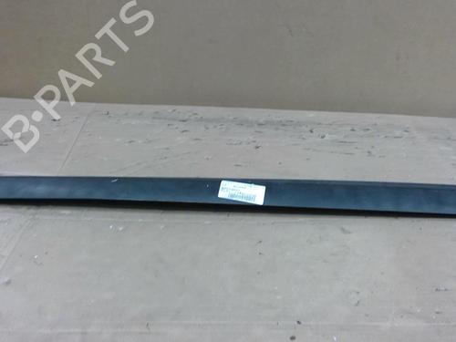 Used Door moulding trim CITROËN C4 I (LC_) 1.6 HDi (109 hp) 30492310