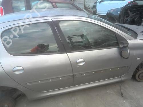 Fuse box PEUGEOT 206 Hatchback (2A/C) 1.4 HDi eco 70 | BP24415573E1 