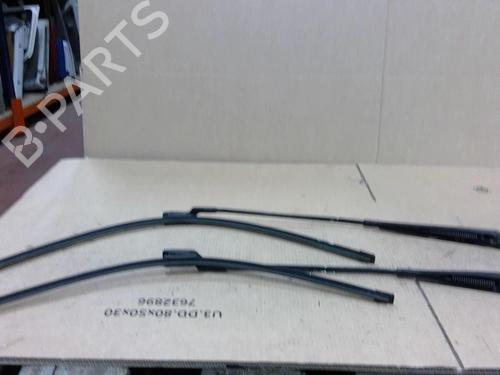 Front windshield wiper arm PEUGEOT 5008 (0U_, 0E_) 1.6 HDi | BP26183551C143 