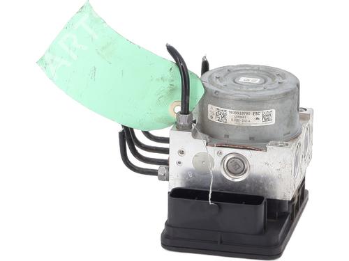 Used ABS pump ABS pump PEUGEOT 2008 II (UD_, US_, UY_, UJ_, UR_, UC_) 1.2 PureTech 100 (USHNK) (101 hp) 32456567 32456567