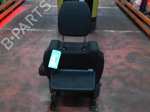 Right front seat PEUGEOT 5008 (0U_, 0E_) 1.6 HDi | BP30159554C16 