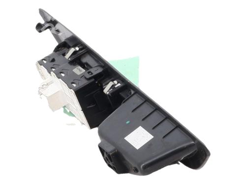 Used Left front window switch Left front window switch PEUGEOT 208 II (UB_, UP_, UW_, UJ_) [2019-2026] 35998023 35998023