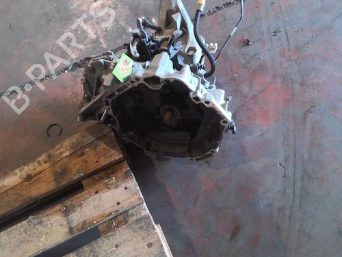Used Gearbox Gearbox RENAULT TWINGO III (BCM_, BCA_) 1.0 SCe 65 (BCMJ) (65 hp) 28110323 28110323