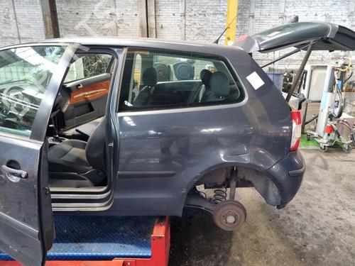 Right headlight VW POLO (9N_, 9A_) 1.2 12V | BP20352211C29 