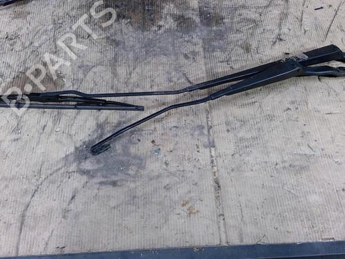 Used Front windshield wiper arm Front windshield wiper arm 31716160 31716160