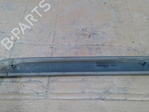 Dørliste Dørliste VW GOLF PLUS V (5M1, 521) 1.9 TDI (105 hp) 30535237 30535237