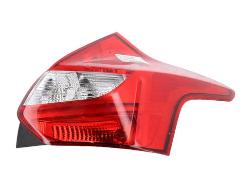 Used Right taillight FORD FOCUS III 1.6 TDCi (115 hp) 22654000