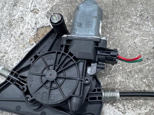 Front left window mechanism PEUGEOT 108 1.0 VTi 72 | BP38470901C22 - Image 3