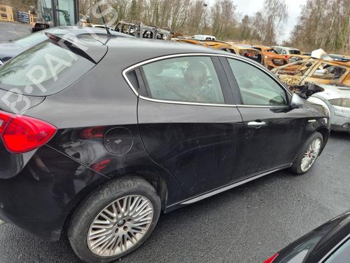 Front left door window ALFA ROMEO GIULIETTA (940_) 2.0 JTDM (940.FXL1A) | BP32375573C18 