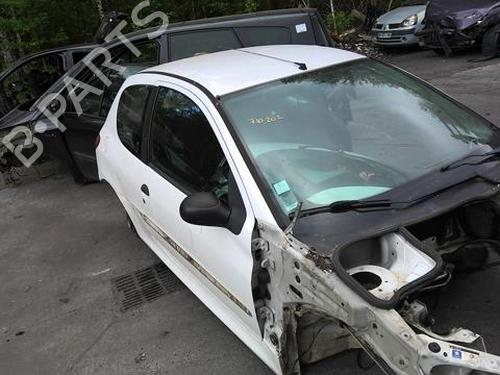 Left front window switch PEUGEOT 206 Hatchback (2A/C) 1.4 HDi eco 70 | BP27161879I27 - Image 20