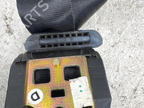 Used Front right seatbelt Front right seatbelt 37450880 37450880