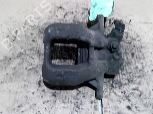 Used Right front brake caliper Right front brake caliper PEUGEOT 407 (6D_) 2.0 HDi 135 (6DRHRH, 6DRHRE, 6DRHRG, 6DRHRJ) (136 hp) 31658255 31658255