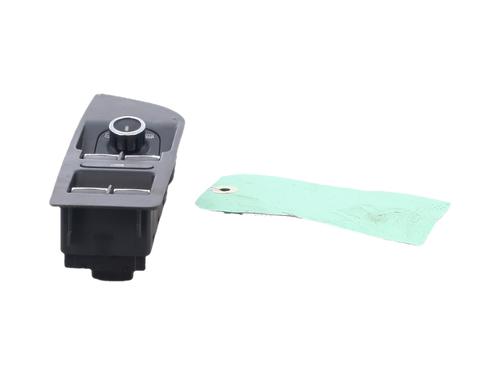 Venstre fortil elrude kontakt Venstre fortil elrude kontakt VW PASSAT CC B6 (357) 2.0 TDI (140 hp) 39699884 39699884