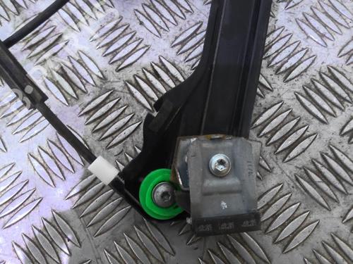Front left window mechanism VW GOLF PLUS V (5M1, 521) 1.9 TDI | BP20354825C22 