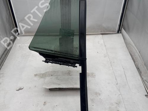 Used Rear left door window Rear left door window 37418700 37418700
