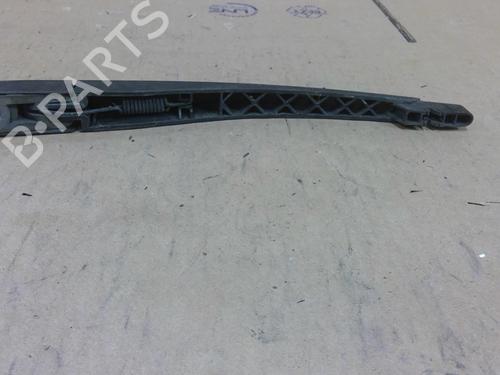 Used Rear windshield wiper arm Rear windshield wiper arm 26184789 26184789